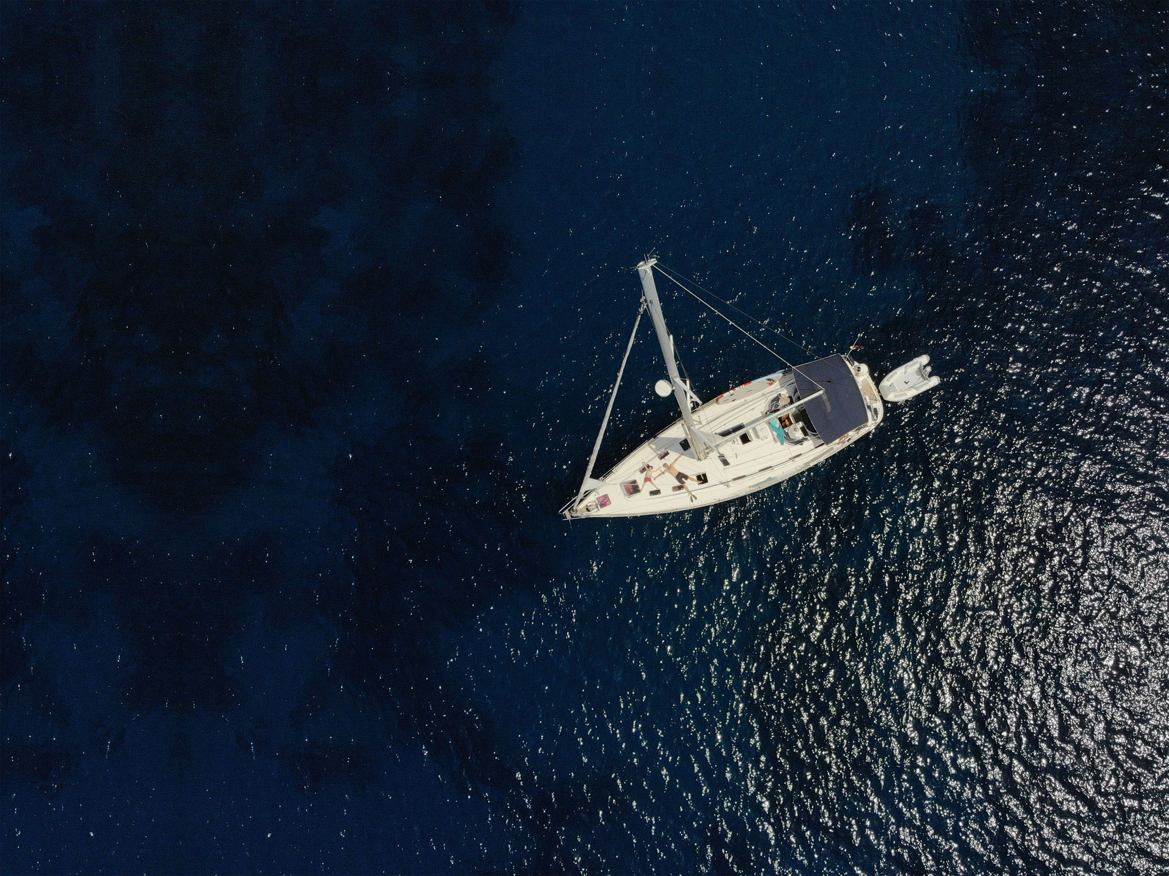 Segelboot aus der Luft